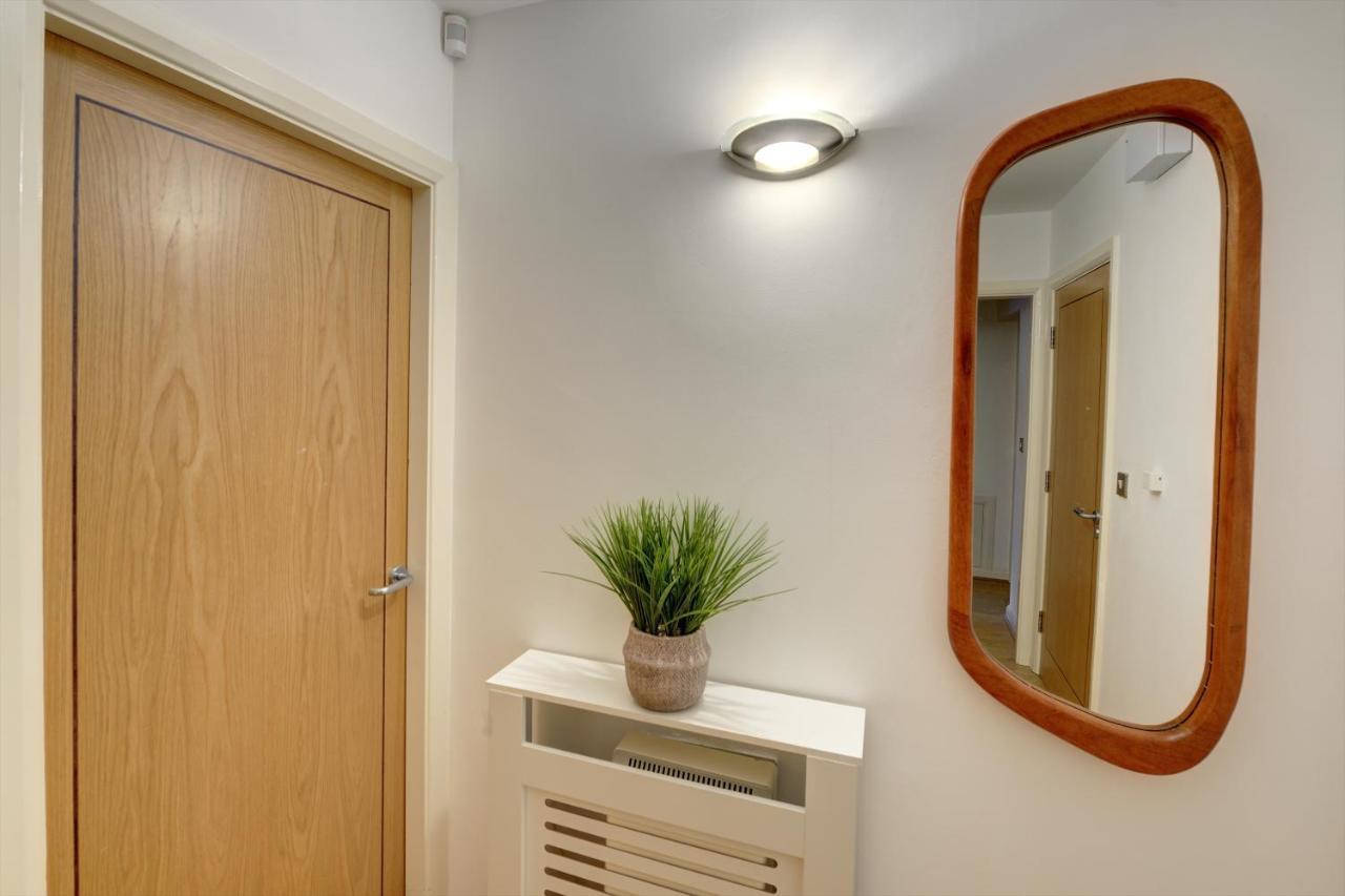 City Centre, 2 Bedroom, Secured Parking, 3 King Bed, Wifi Sleep 6 Guest Comfortable On Three King Size Beds, Jewellery Quarter , Birmingham City Centre , Allocated Secured Parking Eksteriør billede