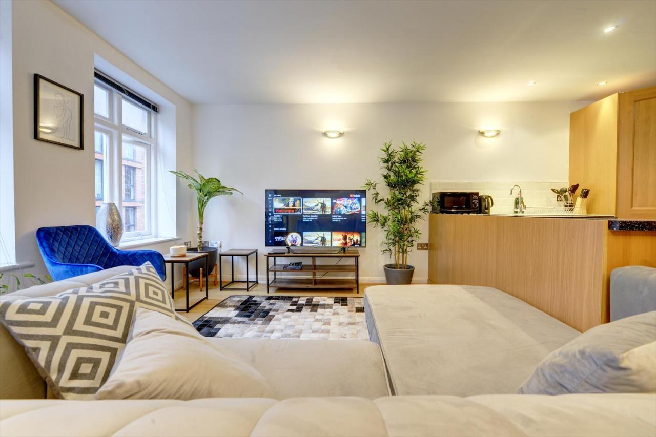 City Centre, 2 Bedroom, Secured Parking, 3 King Bed, Wifi Sleep 6 Guest Comfortable On Three King Size Beds, Jewellery Quarter , Birmingham City Centre , Allocated Secured Parking Eksteriør billede