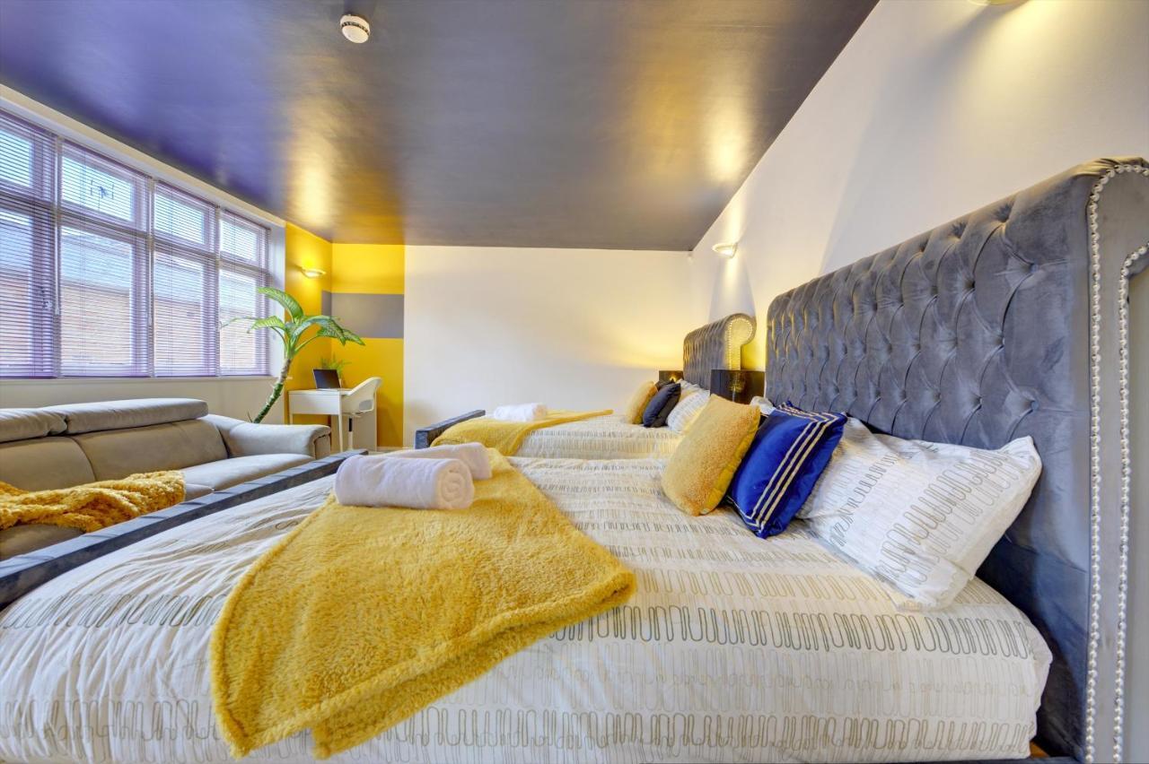 City Centre, 2 Bedroom, Secured Parking, 3 King Bed, Wifi Sleep 6 Guest Comfortable On Three King Size Beds, Jewellery Quarter , Birmingham City Centre , Allocated Secured Parking Eksteriør billede