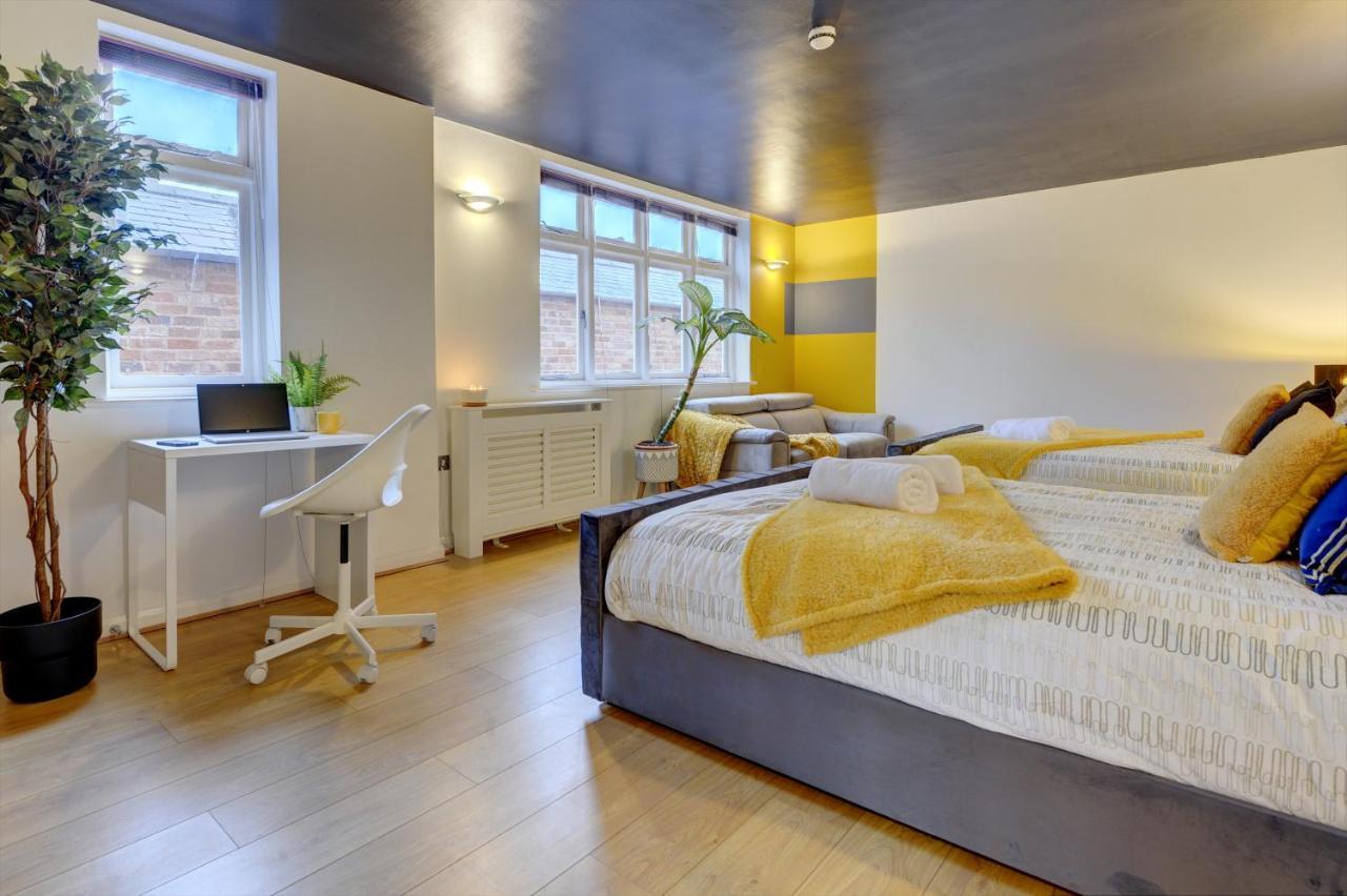 City Centre, 2 Bedroom, Secured Parking, 3 King Bed, Wifi Sleep 6 Guest Comfortable On Three King Size Beds, Jewellery Quarter , Birmingham City Centre , Allocated Secured Parking Eksteriør billede