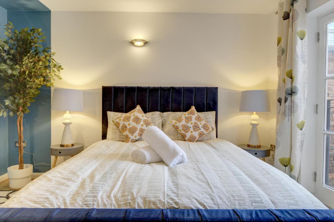 City Centre, 2 Bedroom, Secured Parking, 3 King Bed, Wifi Sleep 6 Guest Comfortable On Three King Size Beds, Jewellery Quarter , Birmingham City Centre , Allocated Secured Parking Eksteriør billede