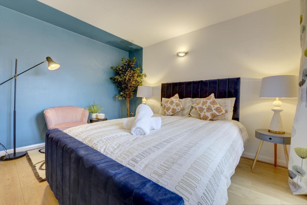 City Centre, 2 Bedroom, Secured Parking, 3 King Bed, Wifi Sleep 6 Guest Comfortable On Three King Size Beds, Jewellery Quarter , Birmingham City Centre , Allocated Secured Parking Eksteriør billede