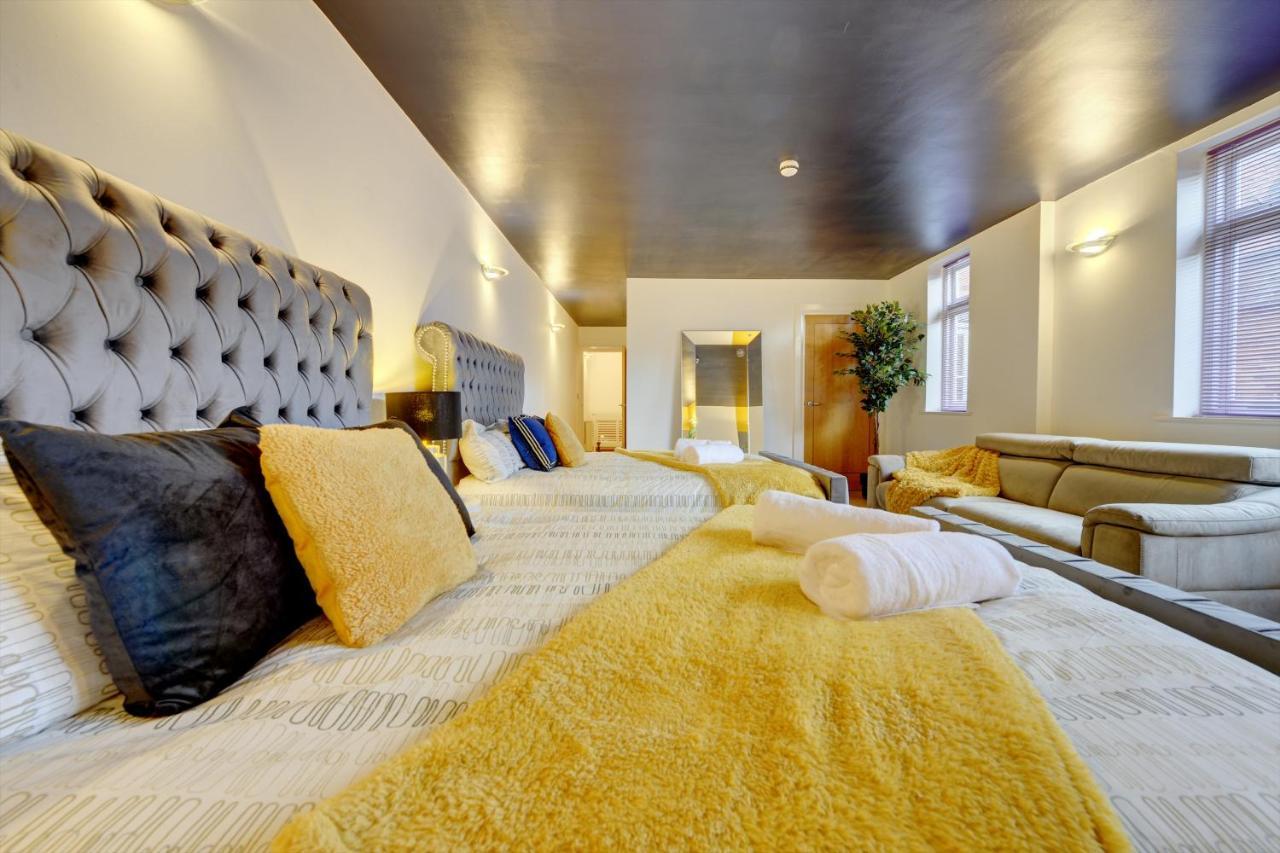 City Centre, 2 Bedroom, Secured Parking, 3 King Bed, Wifi Sleep 6 Guest Comfortable On Three King Size Beds, Jewellery Quarter , Birmingham City Centre , Allocated Secured Parking Eksteriør billede