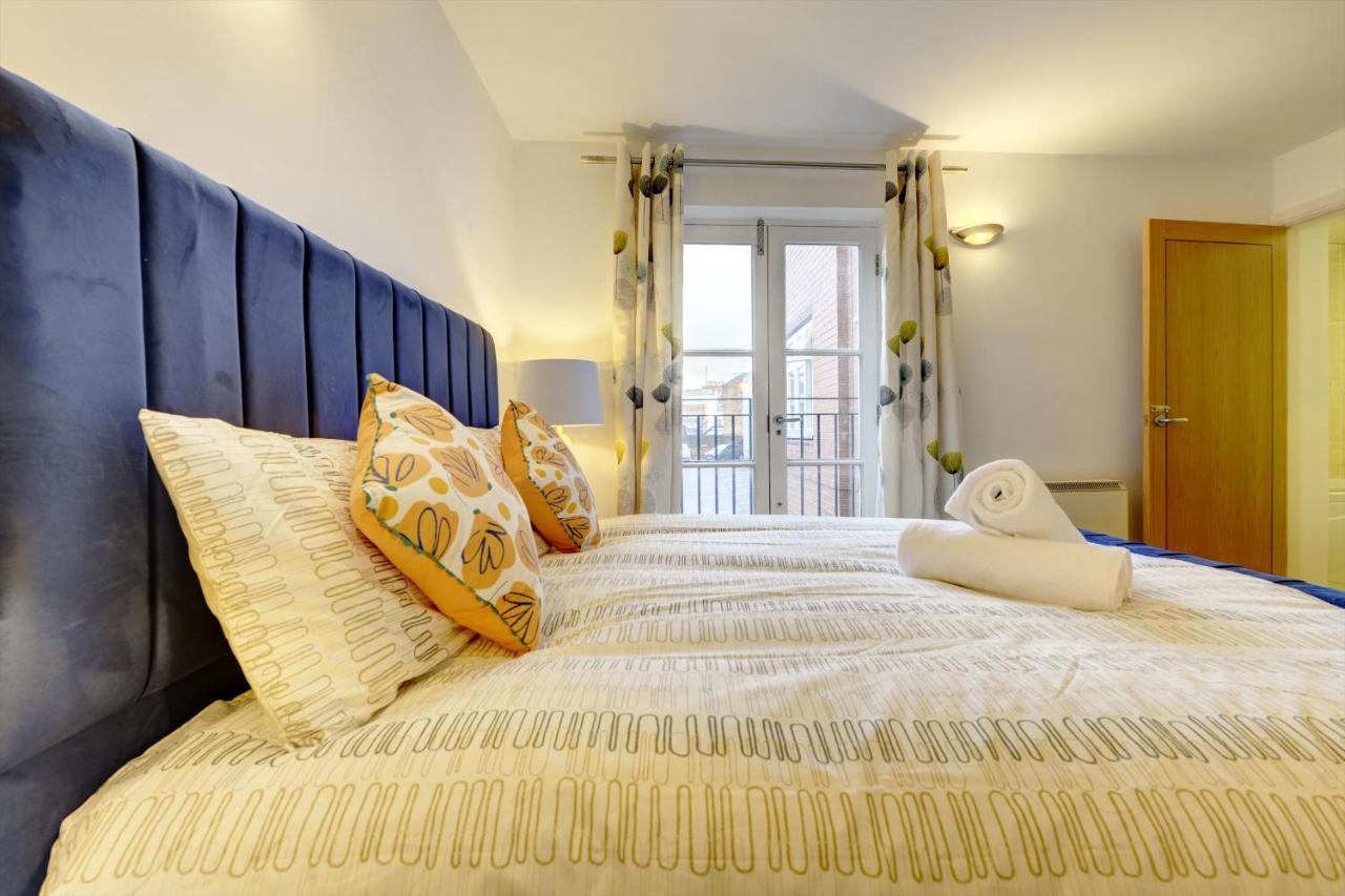 City Centre, 2 Bedroom, Secured Parking, 3 King Bed, Wifi Sleep 6 Guest Comfortable On Three King Size Beds, Jewellery Quarter , Birmingham City Centre , Allocated Secured Parking Eksteriør billede