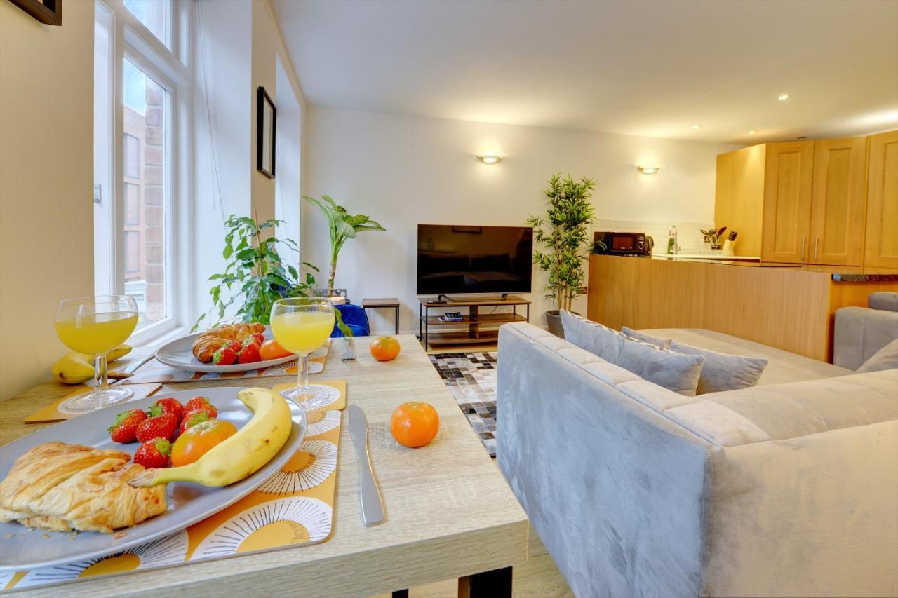 City Centre, 2 Bedroom, Secured Parking, 3 King Bed, Wifi Sleep 6 Guest Comfortable On Three King Size Beds, Jewellery Quarter , Birmingham City Centre , Allocated Secured Parking Eksteriør billede