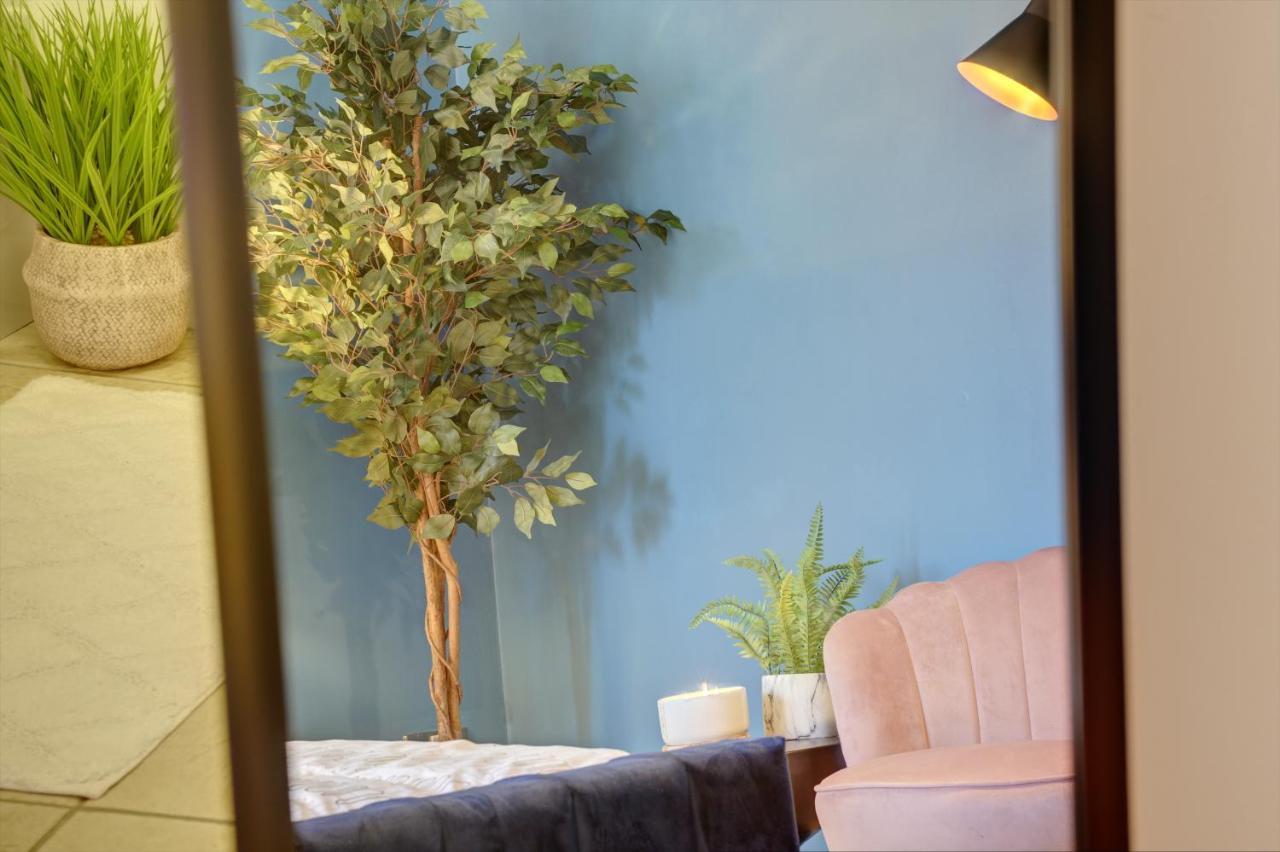 City Centre, 2 Bedroom, Secured Parking, 3 King Bed, Wifi Sleep 6 Guest Comfortable On Three King Size Beds, Jewellery Quarter , Birmingham City Centre , Allocated Secured Parking Eksteriør billede