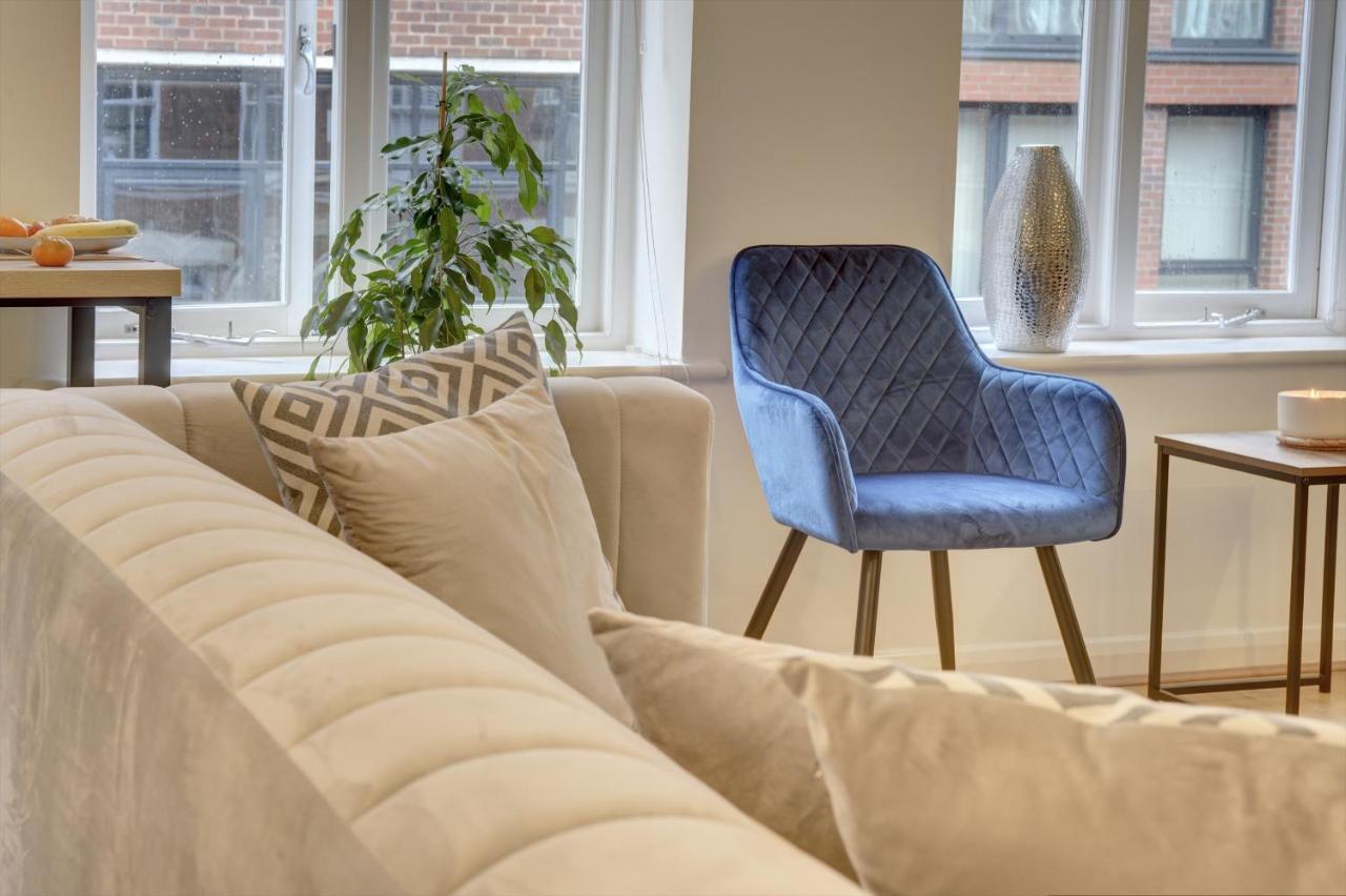City Centre, 2 Bedroom, Secured Parking, 3 King Bed, Wifi Sleep 6 Guest Comfortable On Three King Size Beds, Jewellery Quarter , Birmingham City Centre , Allocated Secured Parking Eksteriør billede