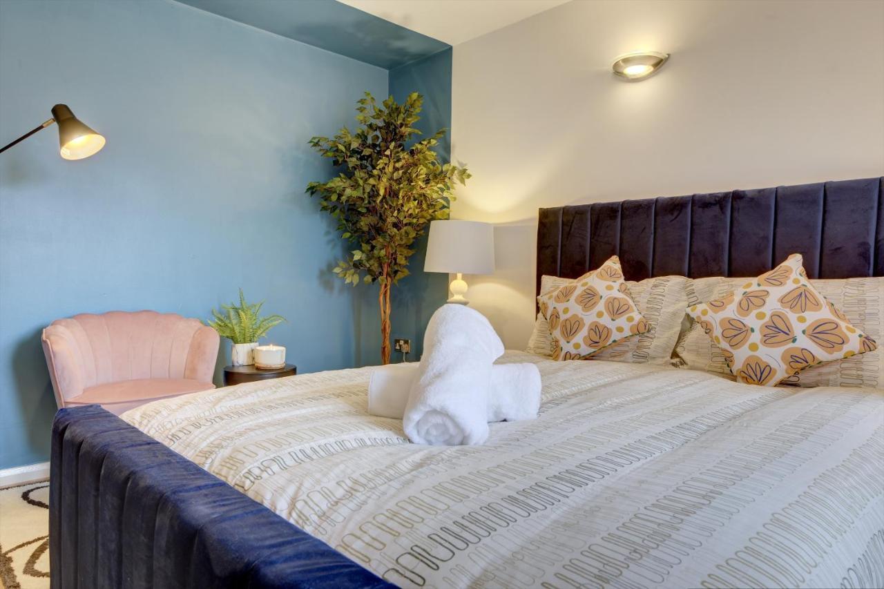 City Centre, 2 Bedroom, Secured Parking, 3 King Bed, Wifi Sleep 6 Guest Comfortable On Three King Size Beds, Jewellery Quarter , Birmingham City Centre , Allocated Secured Parking Eksteriør billede